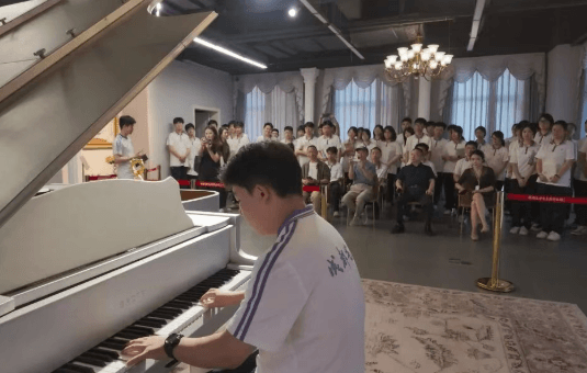 双流艺体中学 双流艺体中学