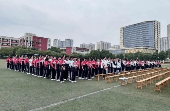 四川成都市郫都区第四中学 四川成都市郫都区第四中学