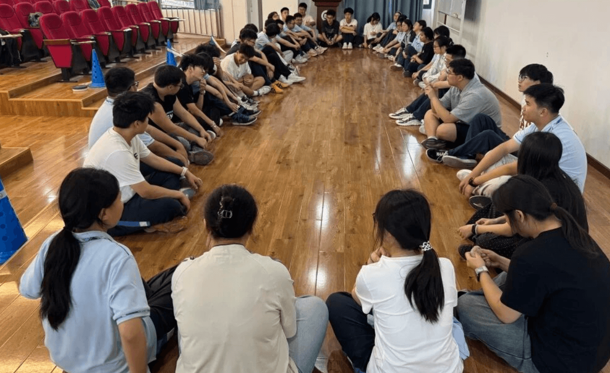 成都天翼高级中学 成都天翼高级中学