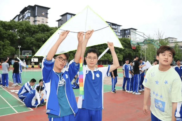 成都佳兴外国语学校