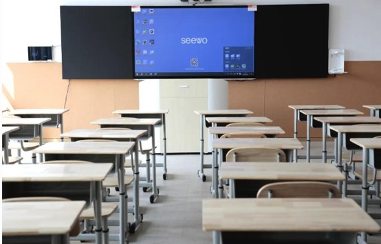成都市新津区职业高级中学教室 成都市新津区职业高级中学教室
