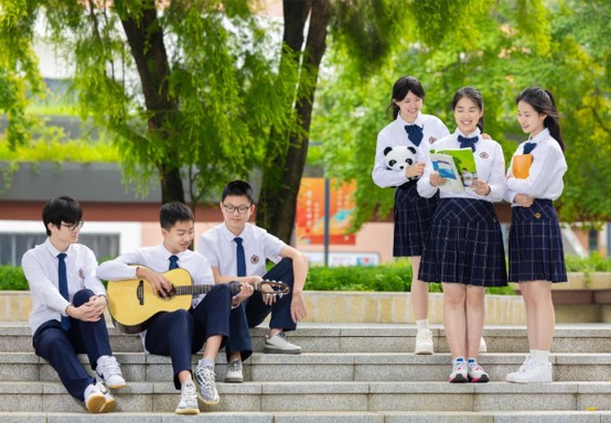 锦江区嘉祥外国语高级中学学生 锦江区嘉祥外国语高级中学学生