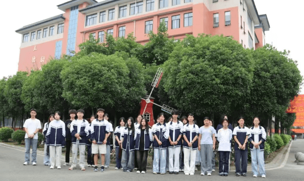 2026年成都广信数字技术职业学校实训实施是什么_规模大吗