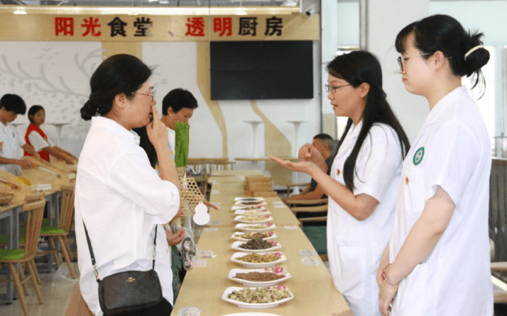 成都中医药大学附院针灸学校 成都中医药大学附院针灸学校