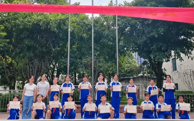 成都佳兴外国语学校 成都佳兴外国语学校