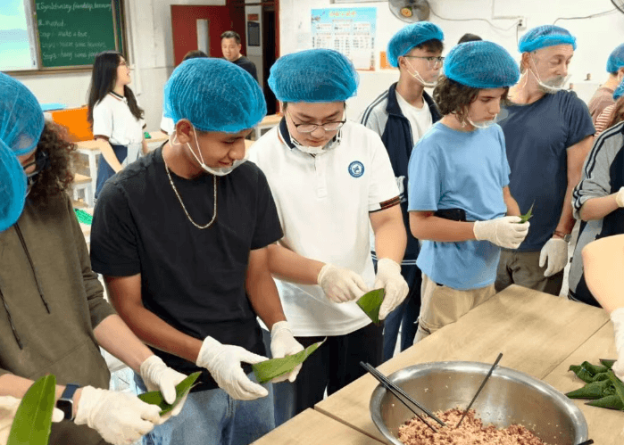都江堰市育才高级中学校