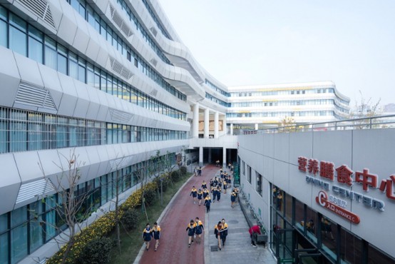 成都东辰外国语学校食堂 成都东辰外国语学校食堂