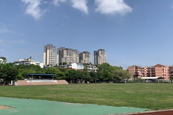 四川省邮电技工学校操场
