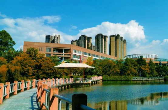 四川城市技师学院教学区 四川城市技师学院教学区