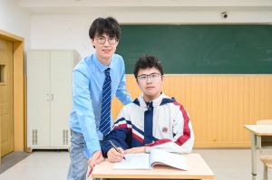 郫都区川科外国语学校教辅怎么管理?