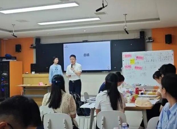 四川理工技师学院举行师资提高班活动 四川理工技师学院举行师资提高班活动