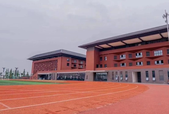 广汉中学操场一角 广汉中学操场一角