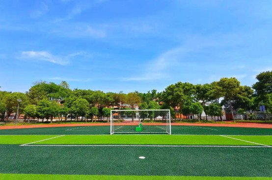 成都浩源学校操场 成都浩源学校操场