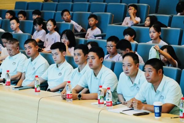 新津成外 新津成外