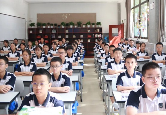 龙泉师一学校学生风采