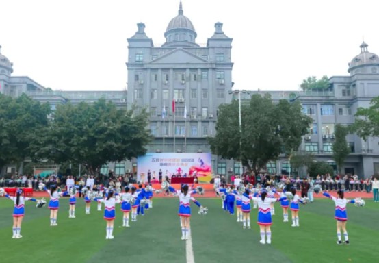成都协同外语学校学生风采 成都协同外语学校学生风采