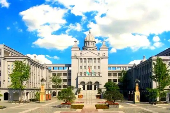 成都协同外语学校环境 成都协同外语学校环境