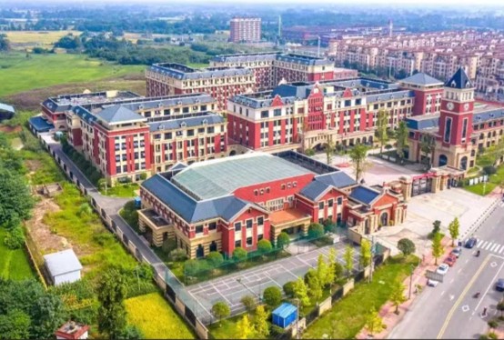 彭州宏德高中鸟瞰图 彭州宏德高中鸟瞰图