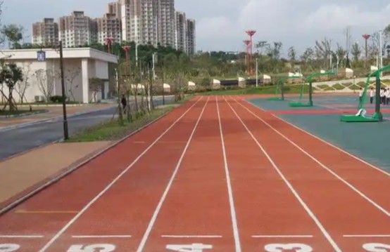 眉山冠城实验学校操场