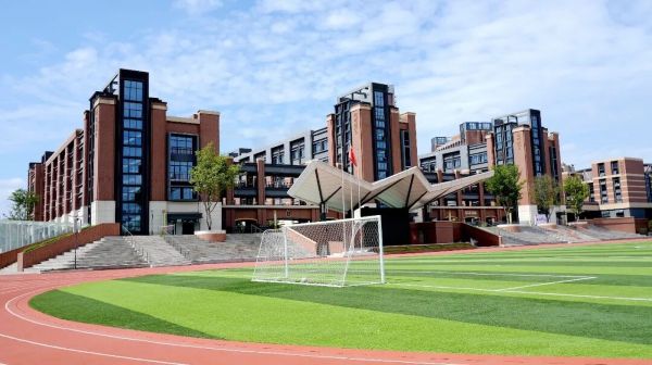 四川天府新区实外高级中学招生 四川天府新区实外高级中学招生