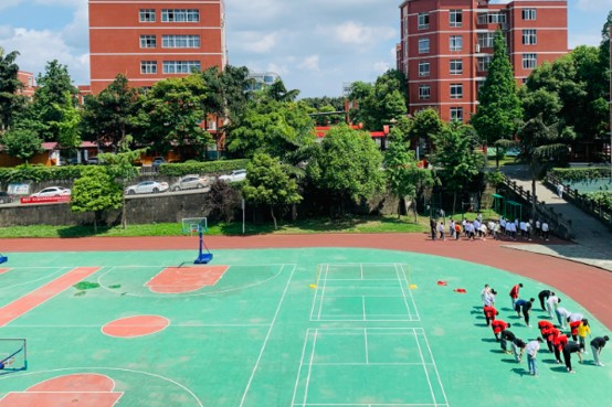 四川国盛技工学校操场 四川国盛技工学校操场
